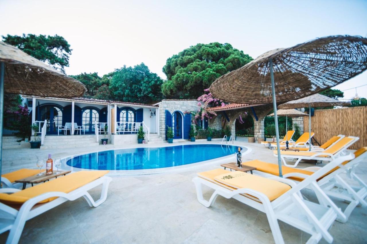 Bueyuekada Loc'Ada Hotel Adalar Bagian luar foto