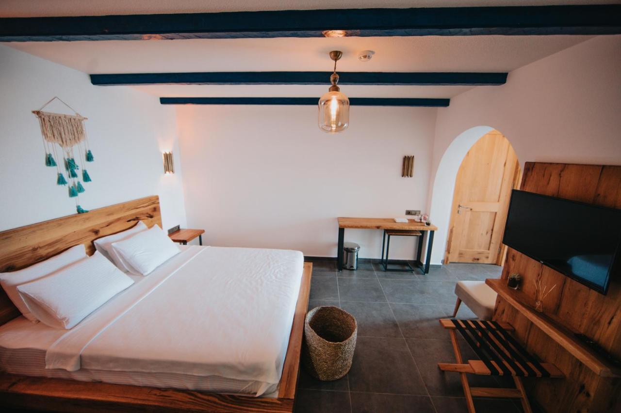 Bueyuekada Loc'Ada Hotel Adalar Bagian luar foto