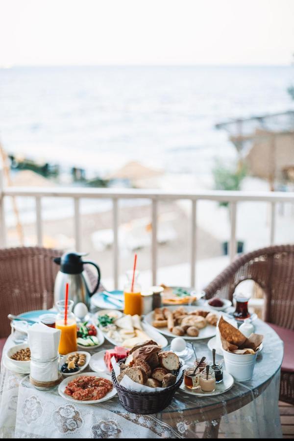Bueyuekada Loc'Ada Hotel Adalar Bagian luar foto