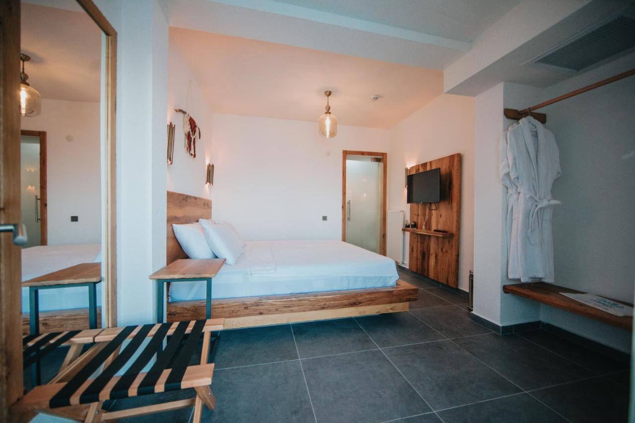 Bueyuekada Loc'Ada Hotel Adalar Bagian luar foto